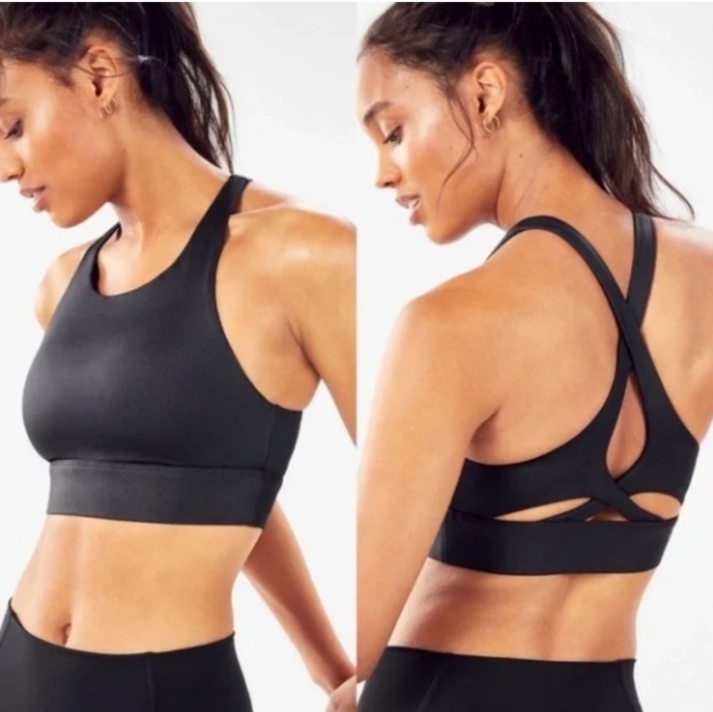 Fabletics Ella Shine High Impact Sports Bra Shiny Black  Nwot